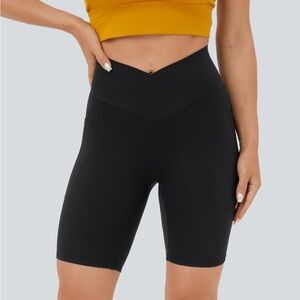 HALARA Women's Black V-Waist Bike Shorts